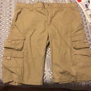 Men’s cargo shorts